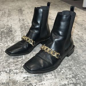 Black Zara chain boots size 39